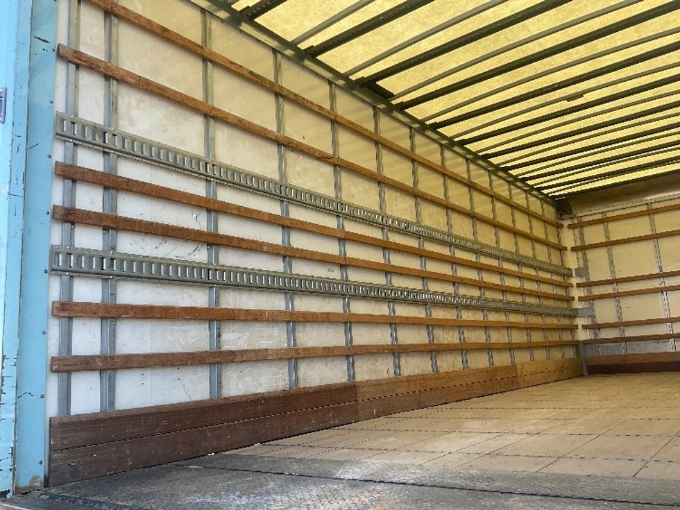 Medium Duty Box Truck-Light and Medium Duty Trucks-International-2020-MV607-Memphis-TN-108,646\n\t\tmiles-$ 52,250 - Image 11