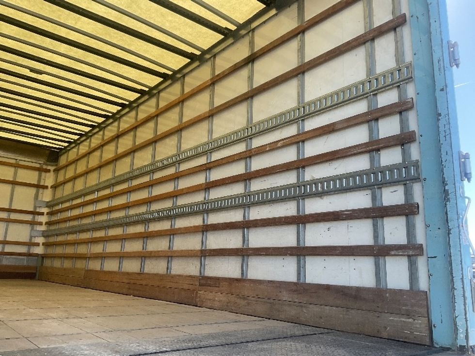 Medium Duty Box Truck-Light and Medium Duty Trucks-International-2020-MV607-Memphis-TN-108,646\n\t\tmiles-$ 52,250 - Image 12