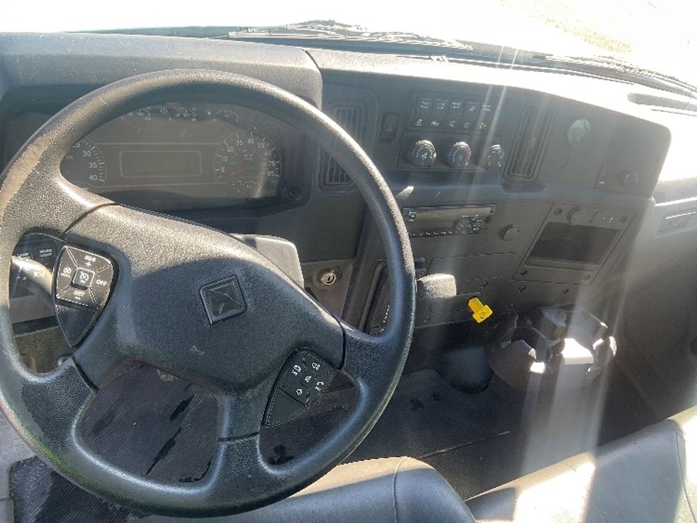 Medium Duty Box Truck-Light and Medium Duty Trucks-International-2020-MV607-Memphis-TN-108,646\n\t\tmiles-$ 52,250 - Image 18