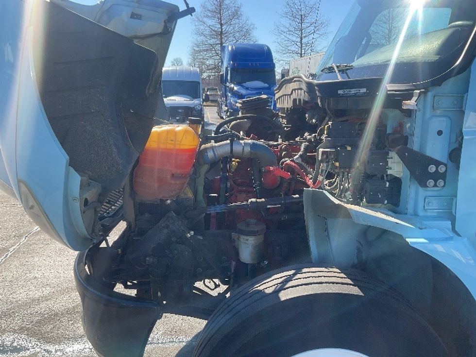 Medium Duty Box Truck-Light and Medium Duty Trucks-International-2020-MV607-Memphis-TN-108,646\n\t\tmiles-$ 52,250 - Image 24