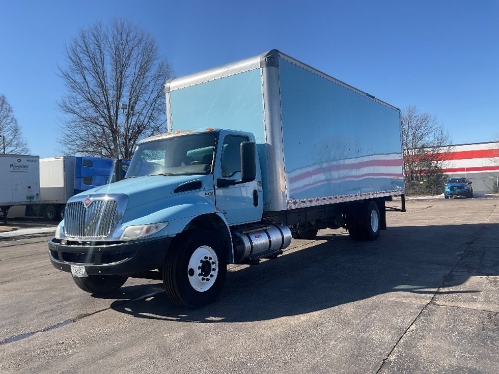 Medium Duty Box Truck-Light and Medium Duty Trucks-International-2020-MV607-Memphis-TN-108,646\n\t\tmiles-$ 52,250 - Image 3