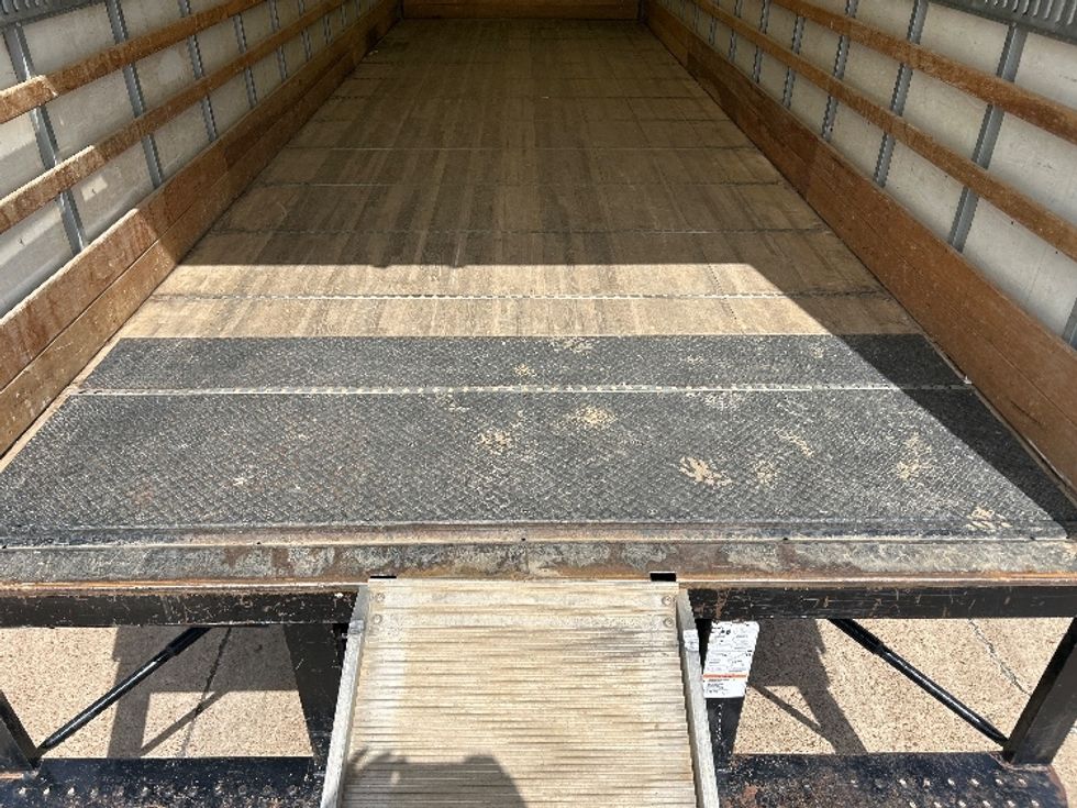 Medium Duty Box Truck-Light and Medium Duty Trucks-International-2020-MV607-Memphis-TN-108,721\n\t\tmiles-$ 52,250 - Image 10