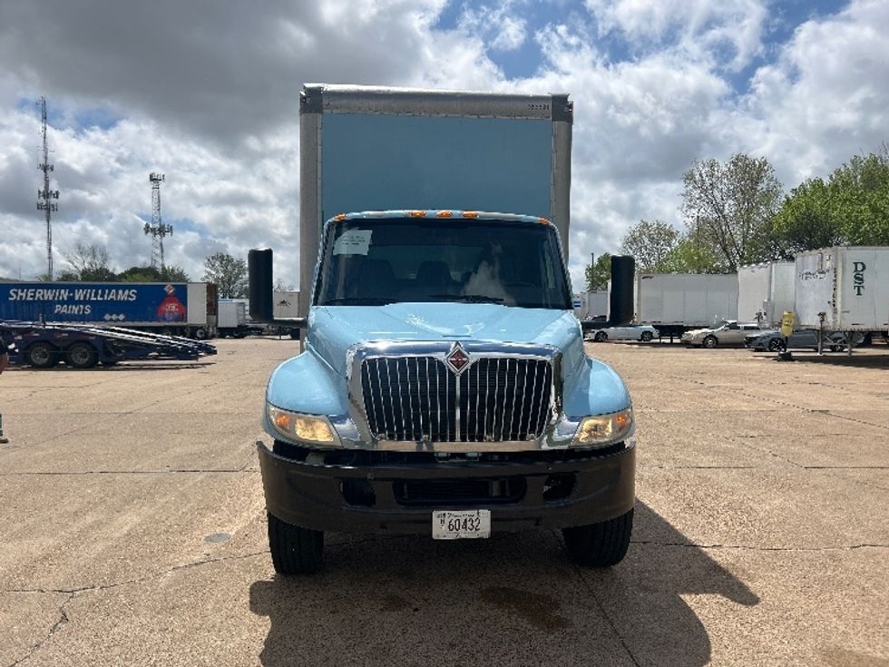 Medium Duty Box Truck-Light and Medium Duty Trucks-International-2020-MV607-Memphis-TN-108,721\n\t\tmiles-$ 52,250 - Image 2