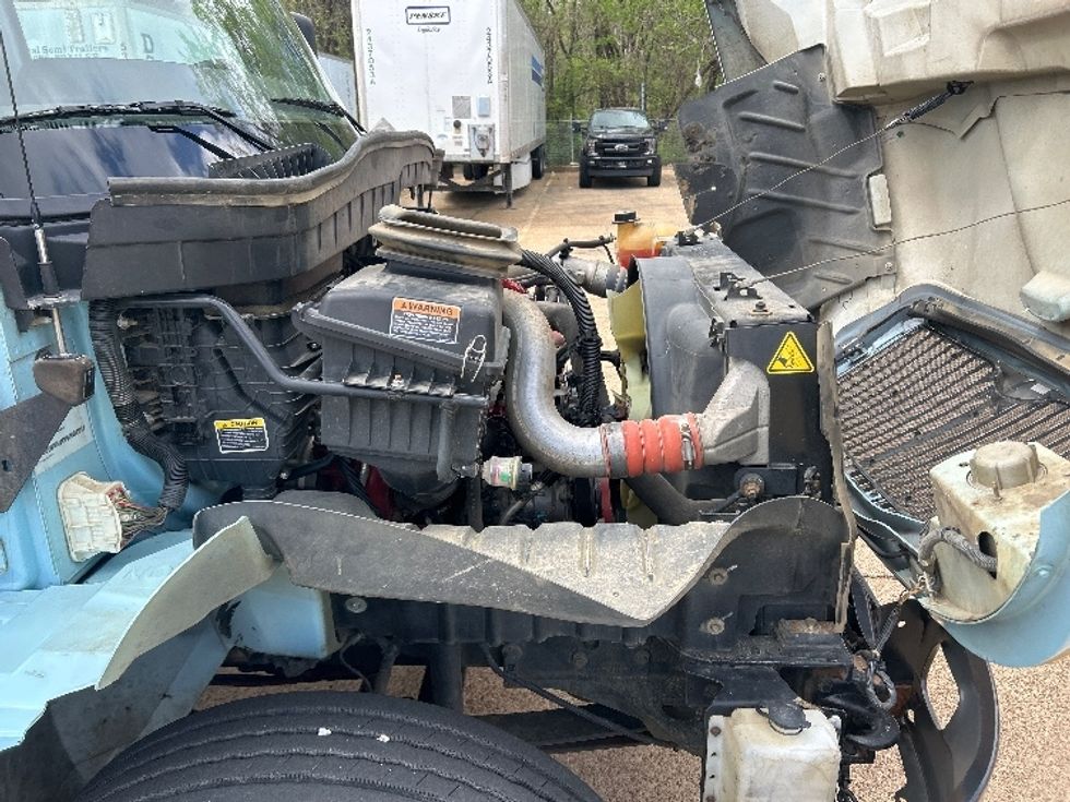 Medium Duty Box Truck-Light and Medium Duty Trucks-International-2020-MV607-Memphis-TN-108,721\n\t\tmiles-$ 52,250 - Image 23