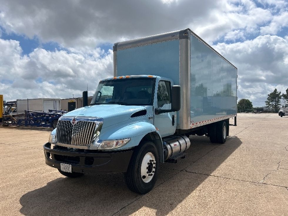 Medium Duty Box Truck-Light and Medium Duty Trucks-International-2020-MV607-Memphis-TN-108,721\n\t\tmiles-$ 52,250 - Image 3