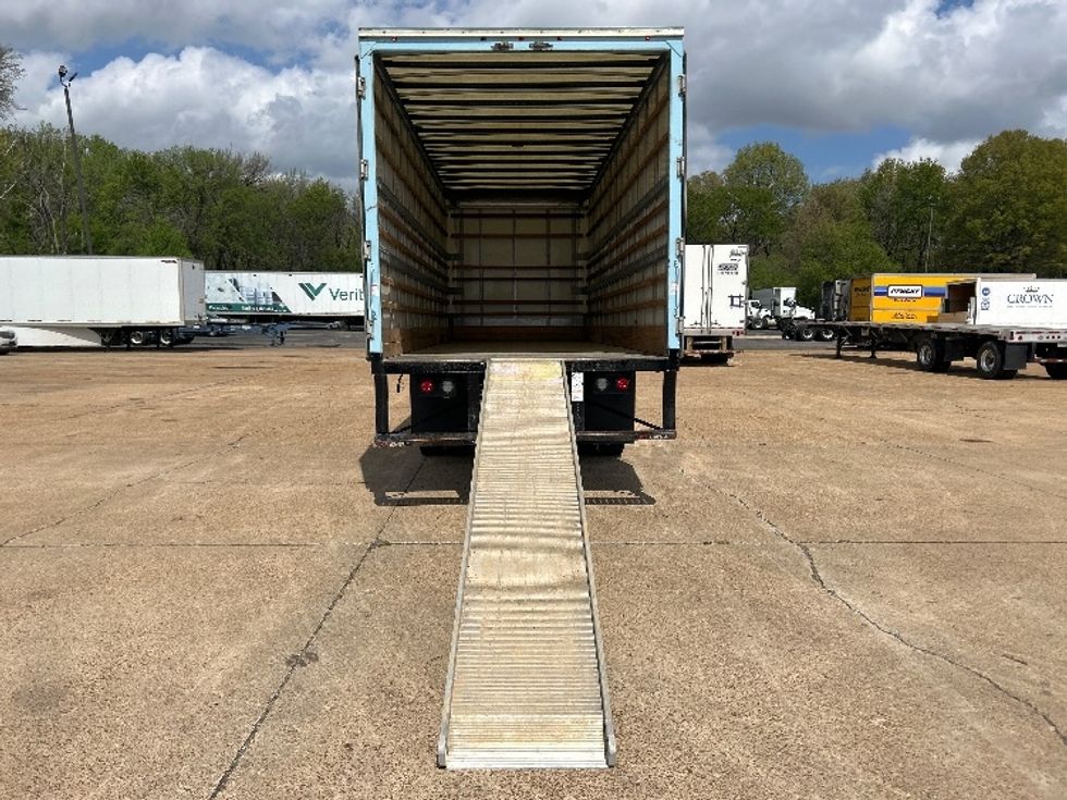 Medium Duty Box Truck-Light and Medium Duty Trucks-International-2020-MV607-Memphis-TN-108,721\n\t\tmiles-$ 52,250 - Image 9