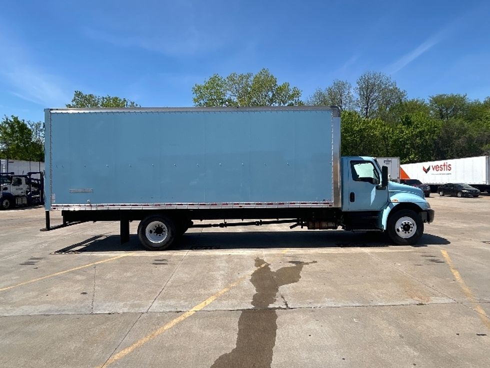 Medium Duty Box Truck-Light and Medium Duty Trucks-International-2020-MV607-Memphis-TN-124,051\n\t\tmiles-$ 53,000 - Image 15