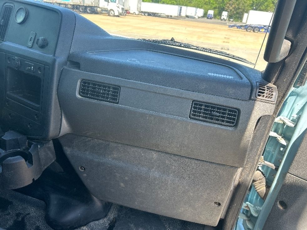 Medium Duty Box Truck-Light and Medium Duty Trucks-International-2020-MV607-Memphis-TN-124,051\n\t\tmiles-$ 53,000 - Image 21