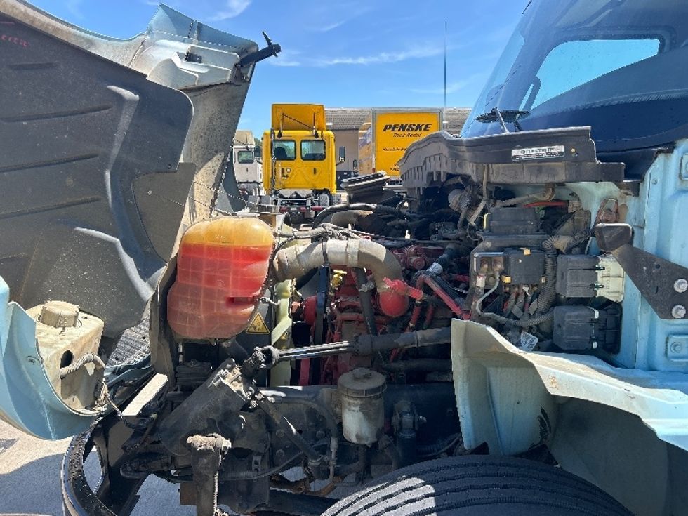 Medium Duty Box Truck-Light and Medium Duty Trucks-International-2020-MV607-Memphis-TN-124,051\n\t\tmiles-$ 53,000 - Image 24