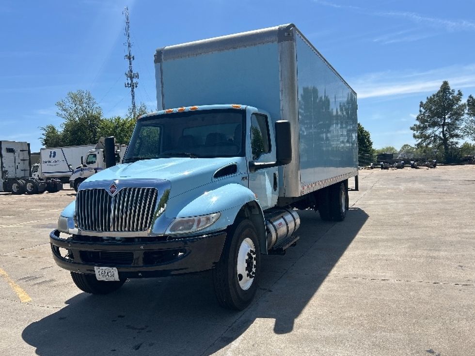 Medium Duty Box Truck-Light and Medium Duty Trucks-International-2020-MV607-Memphis-TN-124,051\n\t\tmiles-$ 53,000 - Image 3