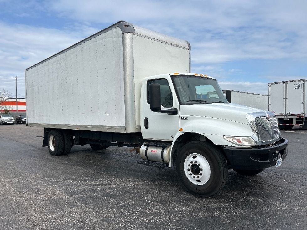 Medium Duty Box Truck-Light and Medium Duty Trucks-International-2020-MV607-Memphis-TN-142,042\n\t\tmiles-$ 45,000 - Image 1