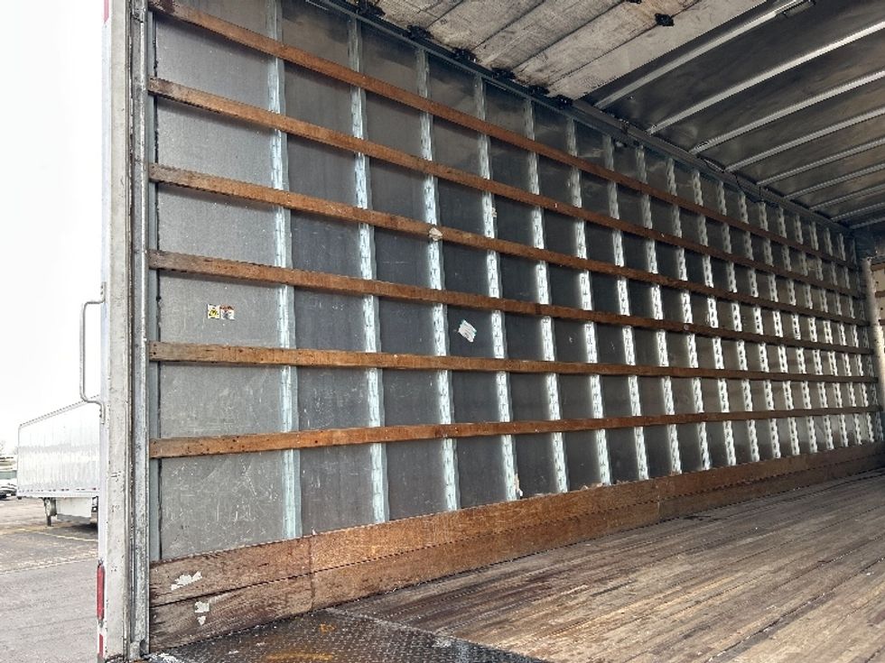 Medium Duty Box Truck-Light and Medium Duty Trucks-International-2020-MV607-Memphis-TN-142,042\n\t\tmiles-$ 45,000 - Image 11