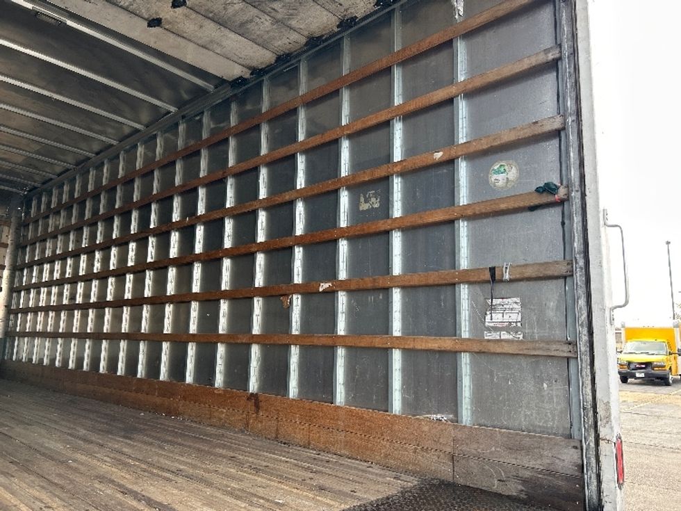 Medium Duty Box Truck-Light and Medium Duty Trucks-International-2020-MV607-Memphis-TN-142,042\n\t\tmiles-$ 45,000 - Image 12