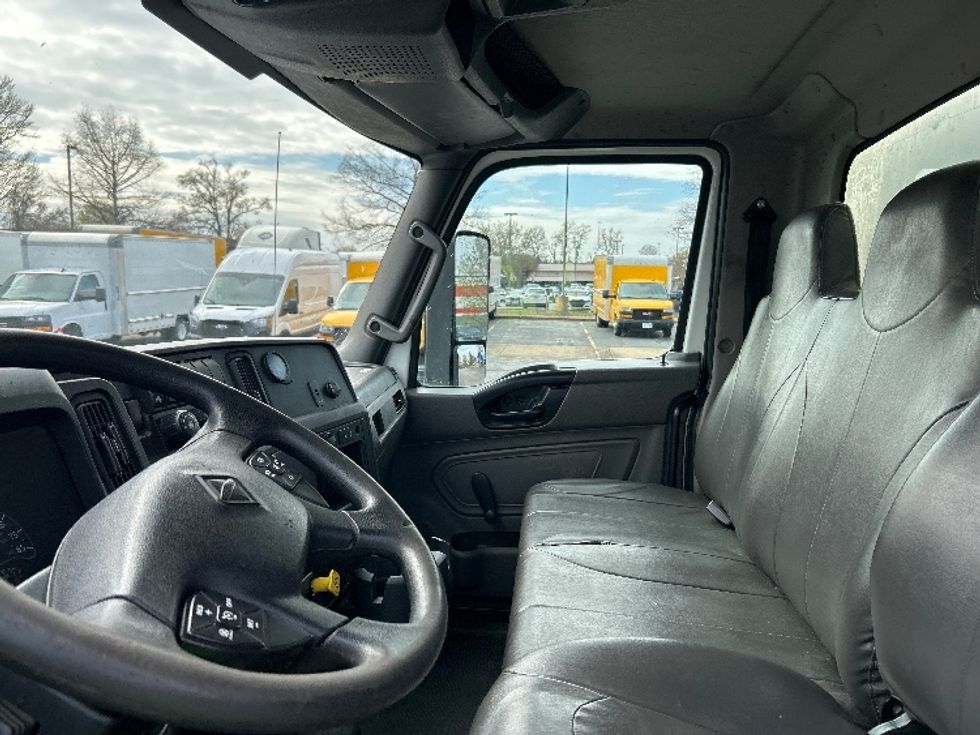 Medium Duty Box Truck-Light and Medium Duty Trucks-International-2020-MV607-Memphis-TN-142,042\n\t\tmiles-$ 45,000 - Image 18