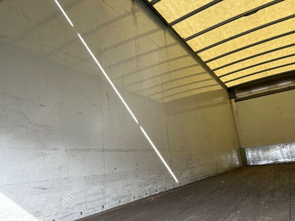 Medium Duty Box Truck-Light and Medium Duty Trucks-International-2020-MV607-Memphis-TN-82,972\n\t\tmiles-$ 60,500 - Image 11