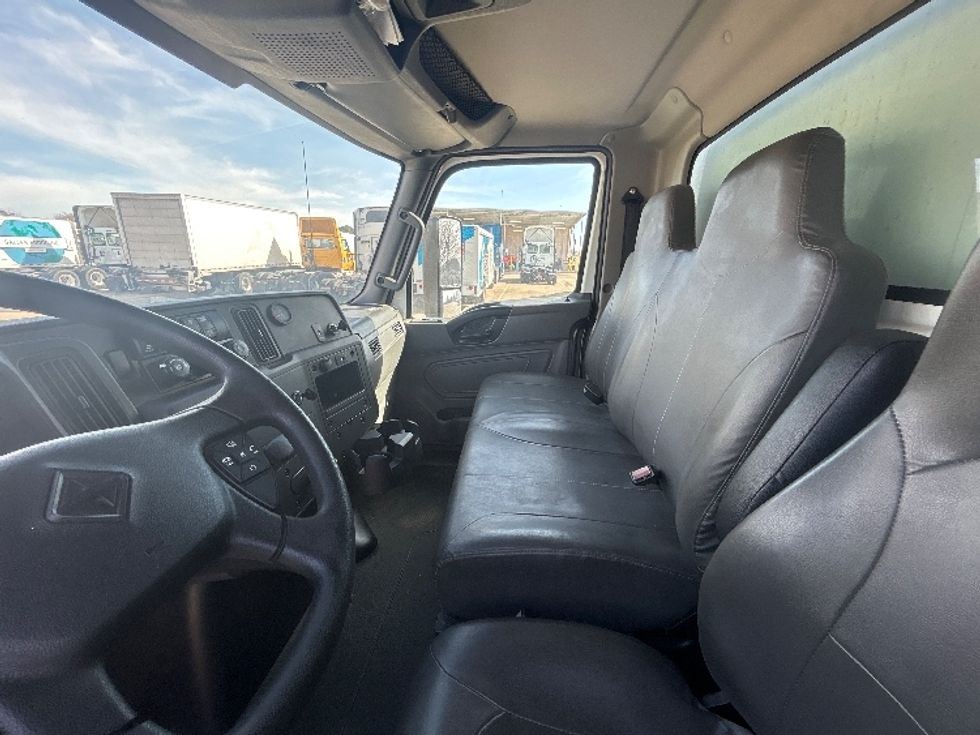 Medium Duty Box Truck-Light and Medium Duty Trucks-International-2020-MV607-Memphis-TN-82,972\n\t\tmiles-$ 60,500 - Image 19