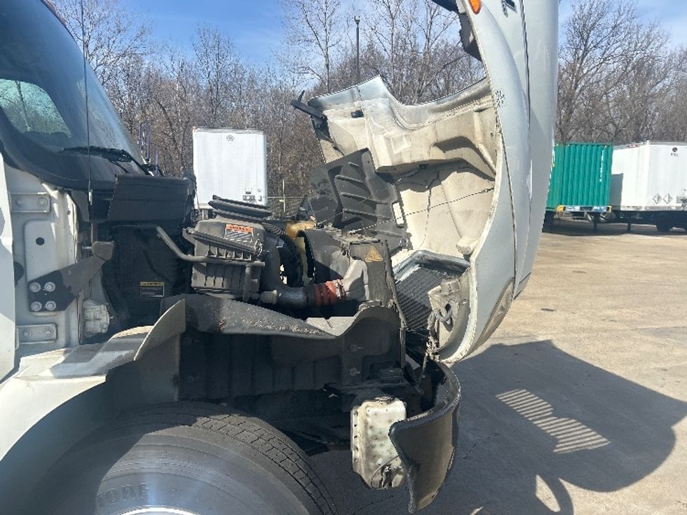 Medium Duty Box Truck-Light and Medium Duty Trucks-International-2020-MV607-Memphis-TN-82,972\n\t\tmiles-$ 60,500 - Image 23