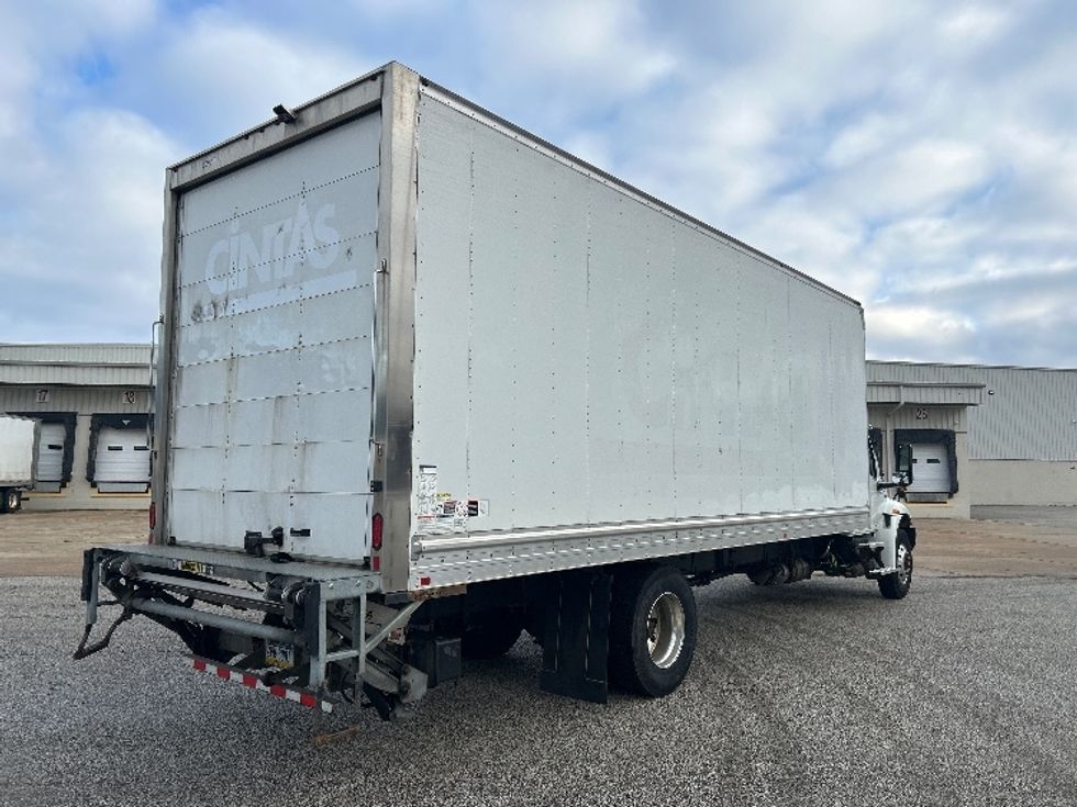 Medium Duty Box Truck-Light and Medium Duty Trucks-International-2020-MV607-Middlefield-OH-110,764\n\t\tmiles-$ 58,750 - Image 13