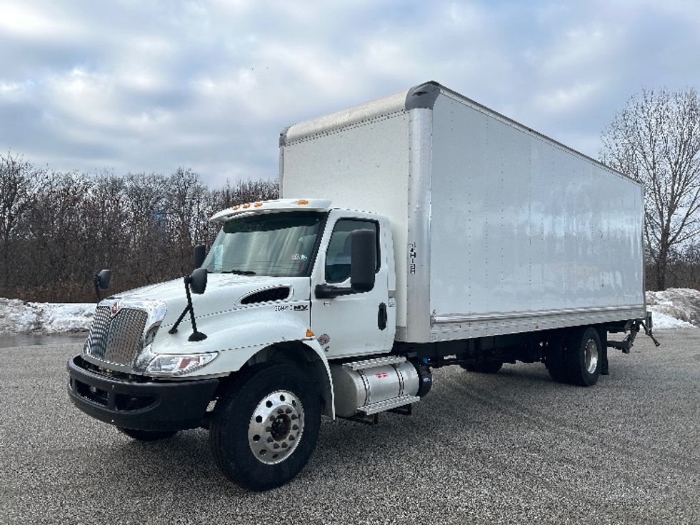 Medium Duty Box Truck-Light and Medium Duty Trucks-International-2020-MV607-Middlefield-OH-110,764\n\t\tmiles-$ 58,750 - Image 3