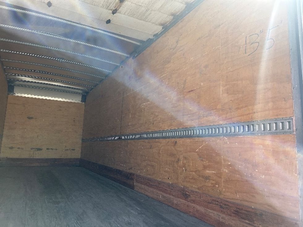 Medium Duty Box Truck-Light and Medium Duty Trucks-International-2020-MV607-Middlefield-OH-148,496\n\t\tmiles-$ 44,000 - Image 11