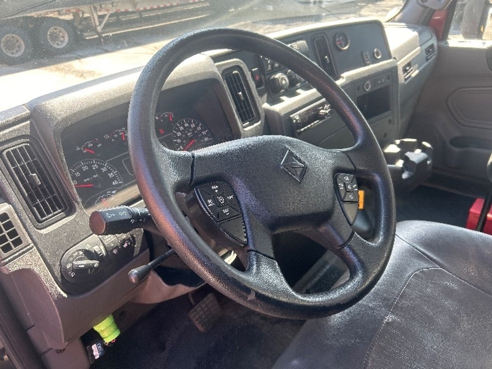 Medium Duty Box Truck-Light and Medium Duty Trucks-International-2020-MV607-Middlefield-OH-148,496\n\t\tmiles-$ 44,000 - Image 16