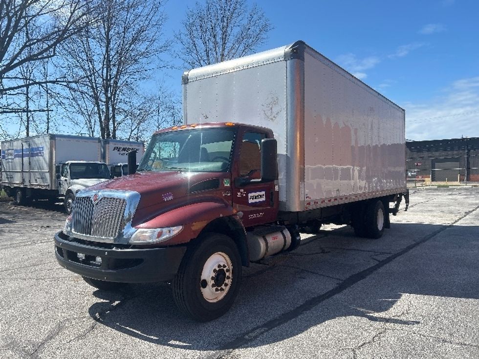 Medium Duty Box Truck-Light and Medium Duty Trucks-International-2020-MV607-Middlefield-OH-148,496\n\t\tmiles-$ 44,000 - Image 3