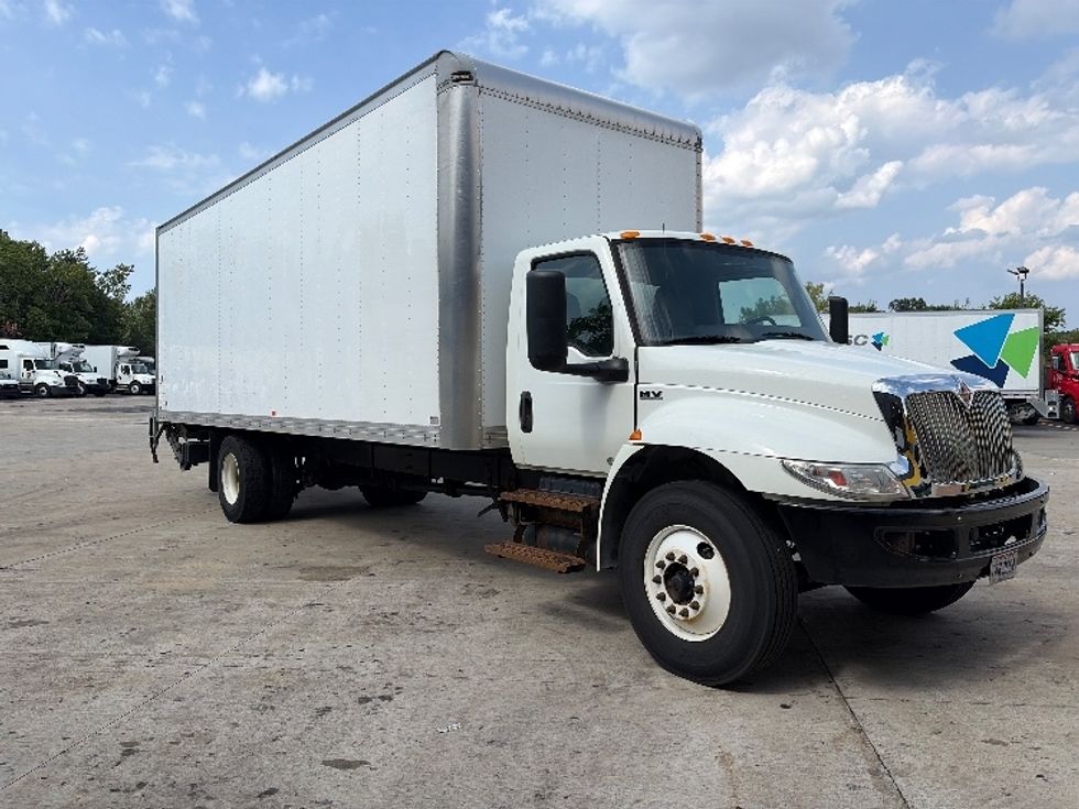 Medium Duty Box Truck-Light and Medium Duty Trucks-International-2020-MV607-Middlefield-OH-167,507\n\t\tmiles-$ 58,000 - Image 1