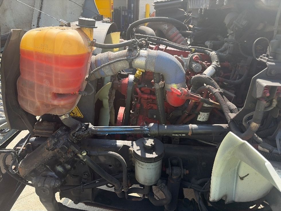 Medium Duty Box Truck-Light and Medium Duty Trucks-International-2020-MV607-Middlefield-OH-167,507\n\t\tmiles-$ 58,000 - Image 24