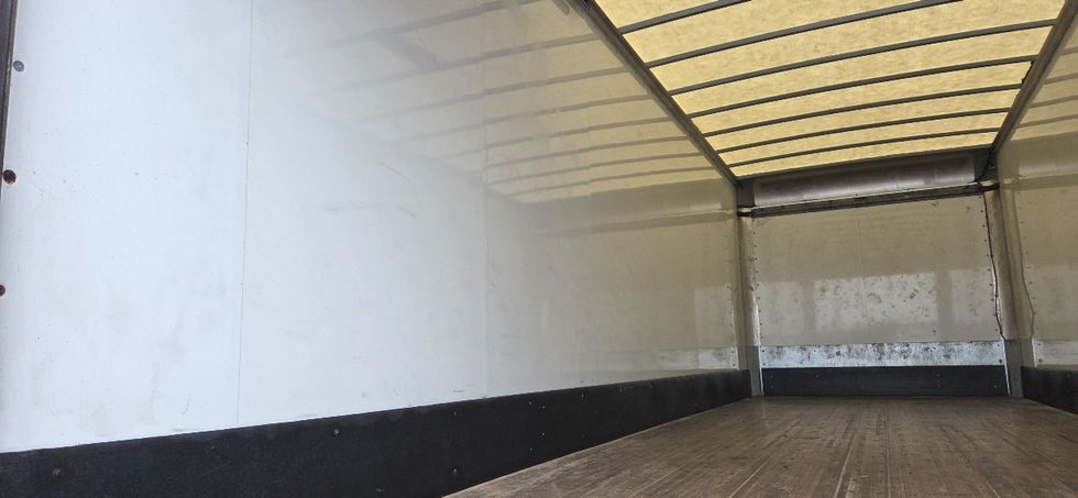 Medium Duty Box Truck-Light and Medium Duty Trucks-International-2020-MV607-Middlefield-OH-227,862\n\t\tmiles-$ 36,750 - Image 10