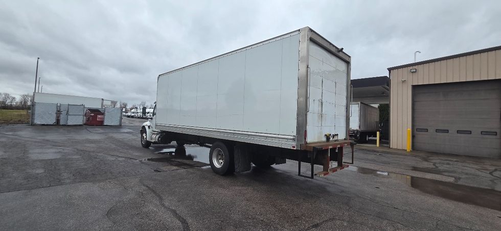 Medium Duty Box Truck-Light and Medium Duty Trucks-International-2020-MV607-Middlefield-OH-227,862\n\t\tmiles-$ 36,750 - Image 6