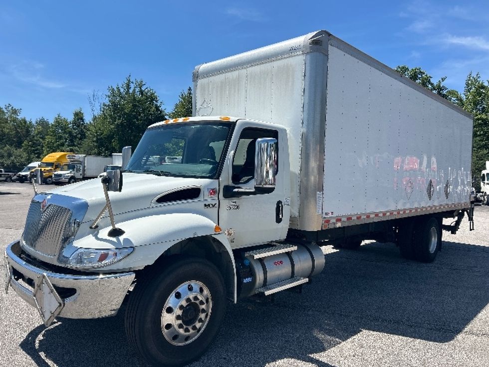 Medium Duty Box Truck-Light and Medium Duty Trucks-International-2020-MV607-Middlefield-OH-263,649\n\t\tmiles-$ 29,500 - Image 3