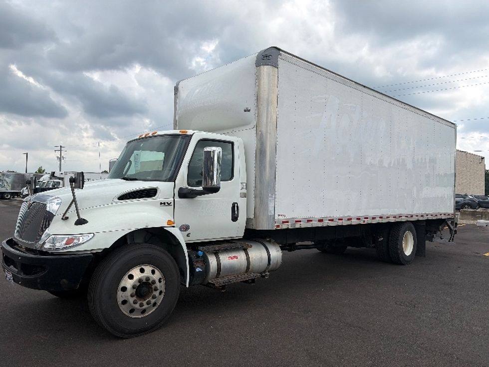 Medium Duty Box Truck-Light and Medium Duty Trucks-International-2020-MV607-Middlefield-OH-269,118\n\t\tmiles-$ 41,000 - Image 3