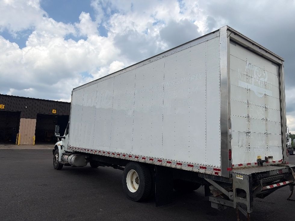 Medium Duty Box Truck-Light and Medium Duty Trucks-International-2020-MV607-Middlefield-OH-269,118\n\t\tmiles-$ 41,000 - Image 6