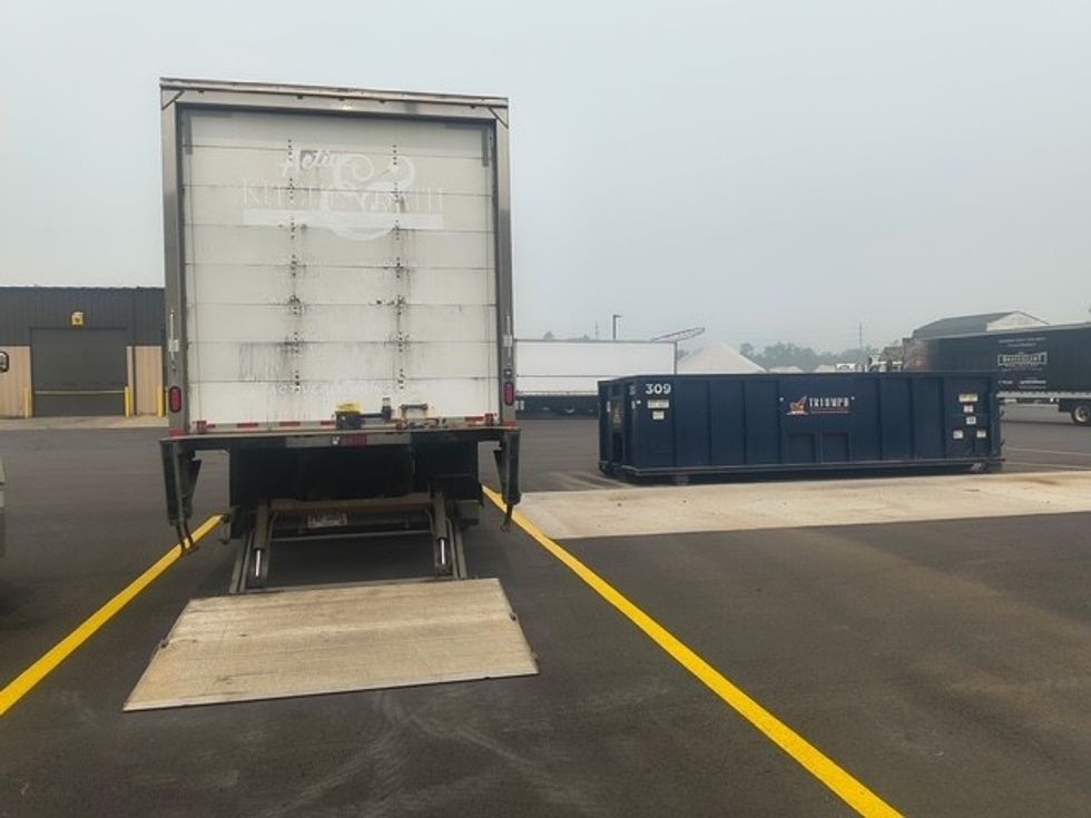 Medium Duty Box Truck-Light and Medium Duty Trucks-International-2020-MV607-Middlefield-OH-269,118\n\t\tmiles-$ 41,000 - Image 9