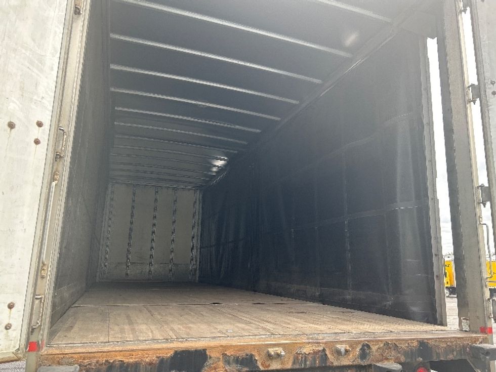 Medium Duty Box Truck-Light and Medium Duty Trucks-International-2020-MV607-Middlefield-OH-269,611\n\t\tmiles-$ 38,250 - Image 12