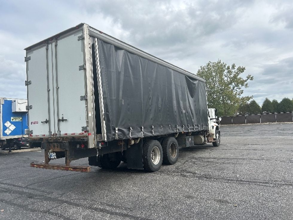 Medium Duty Box Truck-Light and Medium Duty Trucks-International-2020-MV607-Middlefield-OH-269,611\n\t\tmiles-$ 38,250 - Image 13