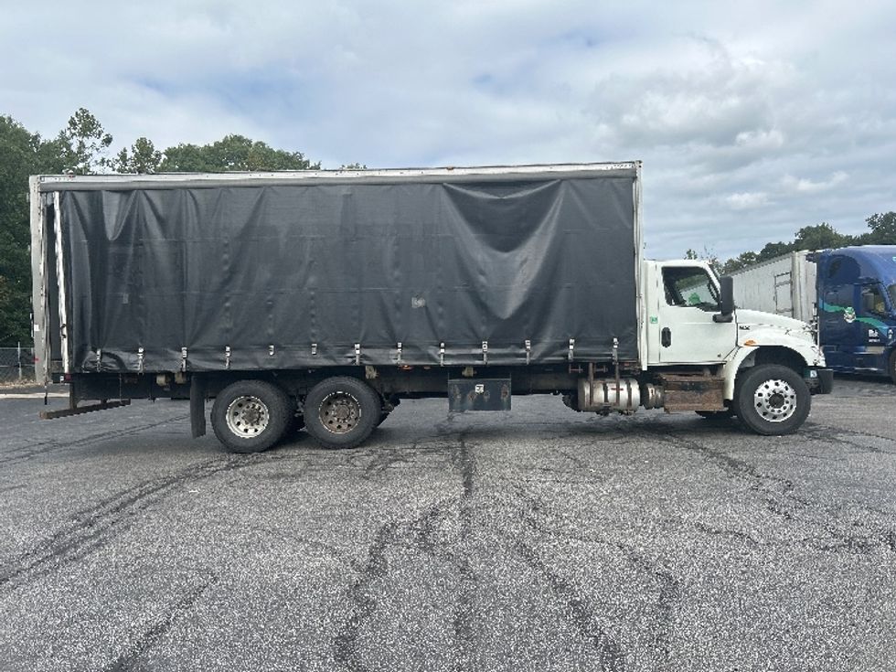 Medium Duty Box Truck-Light and Medium Duty Trucks-International-2020-MV607-Middlefield-OH-269,611\n\t\tmiles-$ 38,250 - Image 15