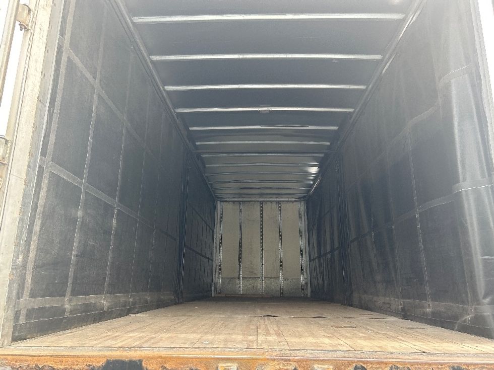 Medium Duty Box Truck-Light and Medium Duty Trucks-International-2020-MV607-Middlefield-OH-269,611\n\t\tmiles-$ 38,250 - Image 8