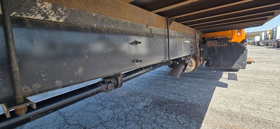 Medium Duty Box Truck-Light and Medium Duty Trucks-International-2020-MV607-Middlefield-OH-270,861\n\t\tmiles-$ 38,000 - Image 14