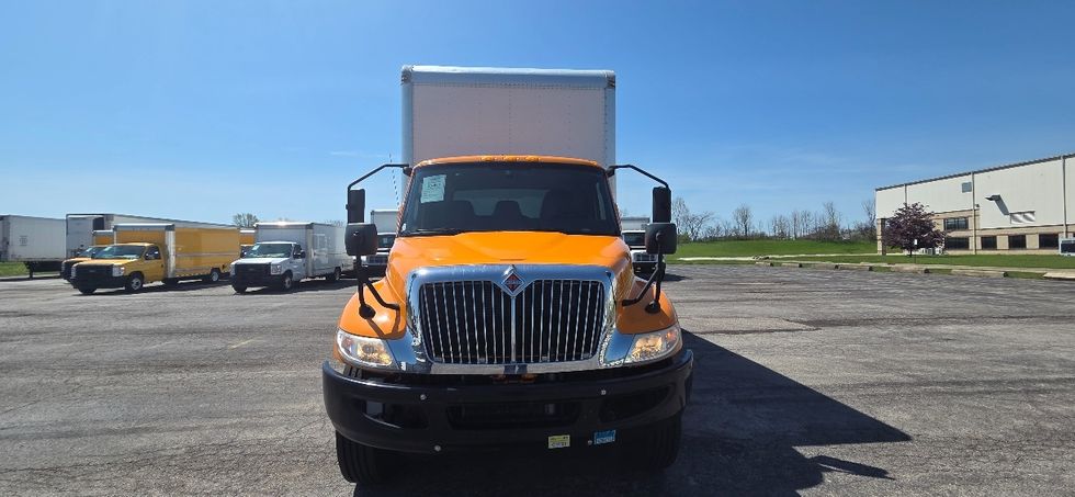 Medium Duty Box Truck-Light and Medium Duty Trucks-International-2020-MV607-Middlefield-OH-270,861\n\t\tmiles-$ 38,000 - Image 2