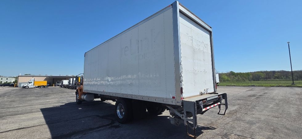 Medium Duty Box Truck-Light and Medium Duty Trucks-International-2020-MV607-Middlefield-OH-270,861\n\t\tmiles-$ 38,000 - Image 6