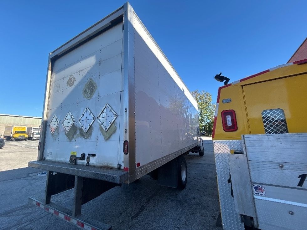 Medium Duty Box Truck-Light and Medium Duty Trucks-International-2020-MV607-Middlefield-OH-283,243\n\t\tmiles-$ 25,250 - Image 12