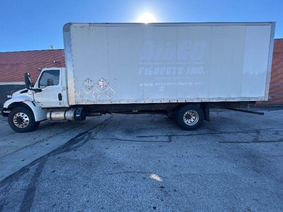 Medium Duty Box Truck-Light and Medium Duty Trucks-International-2020-MV607-Middlefield-OH-283,243\n\t\tmiles-$ 25,250 - Image 4