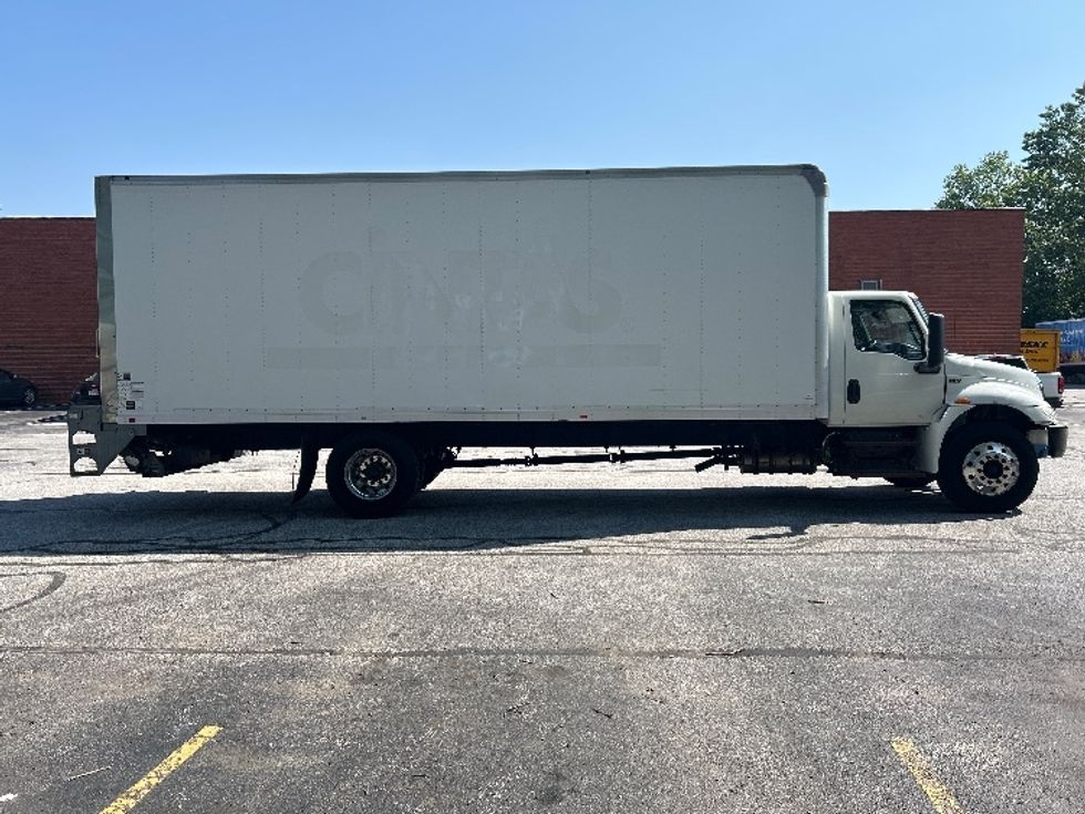 Medium Duty Box Truck-Light and Medium Duty Trucks-International-2020-MV607-Middlefield-OH-60,311\n\t\tmiles-$ 62,250 - Image 15