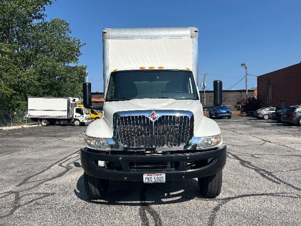 Medium Duty Box Truck-Light and Medium Duty Trucks-International-2020-MV607-Middlefield-OH-60,311\n\t\tmiles-$ 62,250 - Image 2