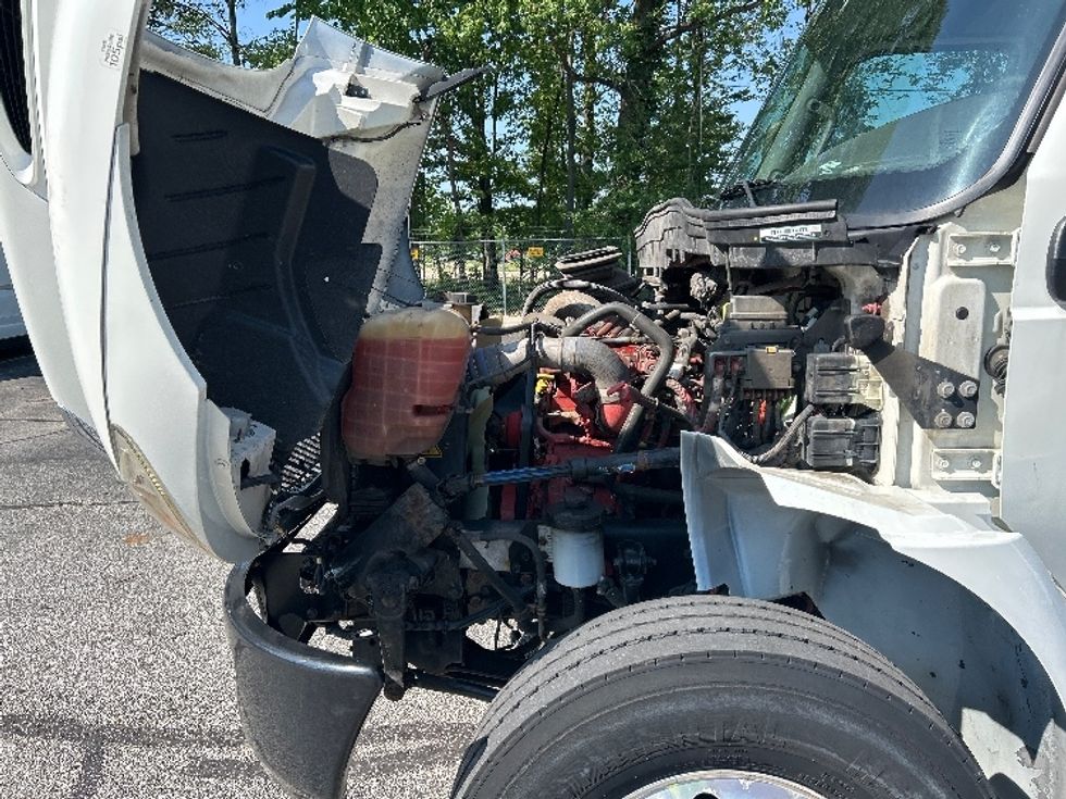 Medium Duty Box Truck-Light and Medium Duty Trucks-International-2020-MV607-Middlefield-OH-60,311\n\t\tmiles-$ 62,250 - Image 24