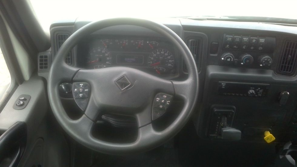 Medium Duty Box Truck-Light and Medium Duty Trucks-International-2020-MV607-Milford-DE-231,012\n\t\tmiles-$ 43,000 - Image 18
