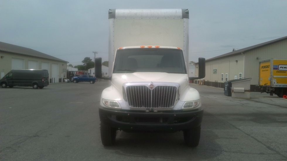 Medium Duty Box Truck-Light and Medium Duty Trucks-International-2020-MV607-Milford-DE-231,012\n\t\tmiles-$ 43,000 - Image 2