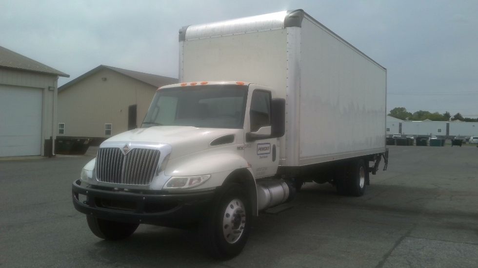 Medium Duty Box Truck-Light and Medium Duty Trucks-International-2020-MV607-Milford-DE-231,012\n\t\tmiles-$ 43,000 - Image 3