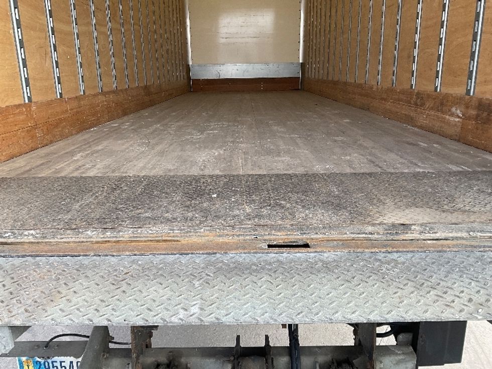 Medium Duty Box Truck-Light and Medium Duty Trucks-International-2020-MV607-Milwaukee-WI-104,917\n\t\tmiles-$ 58,500 - Image 10